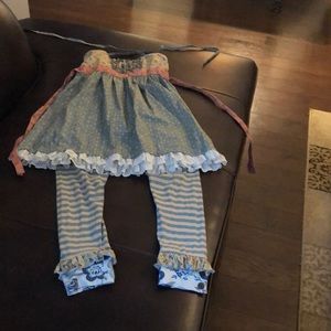 Mustard Pie Dress/Tunic with ruffle tights